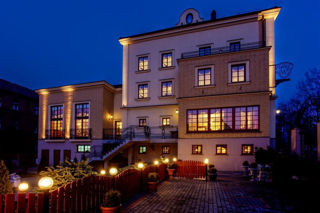 Hotel Palac Wisniewski Piekary Śląskie Kültér fotó